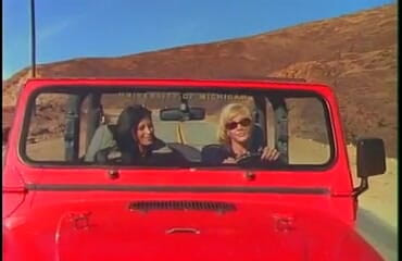 Lesbian Illusion: Lesbický orgasmus na turné v safari