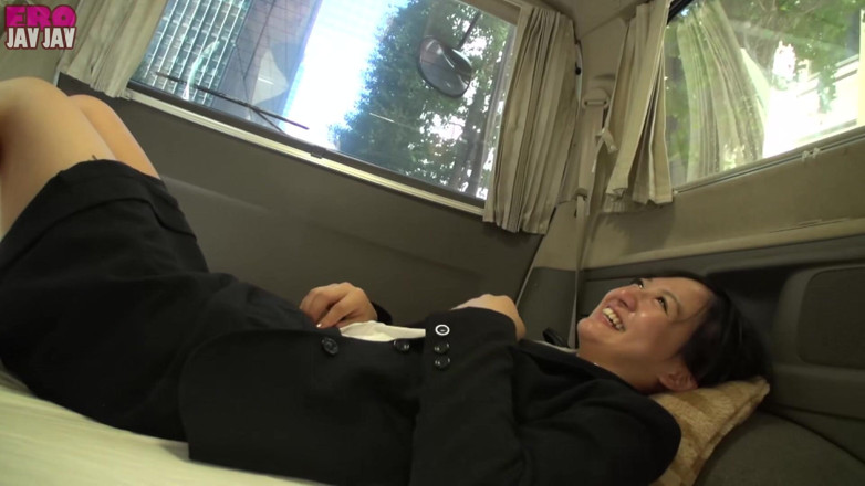 Eros-JavJav: A Bright Smile Behind the Recruit Suit. an Elegant Beauty...