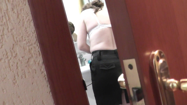 XXX-Platinum: Stepmom Takes Shower and Stepson Watches Her