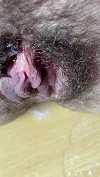 Crazy Pussy Linking with a Toy Makes Me a Big Squirt!!! Hot Pussy Eating!!!