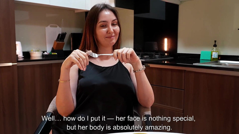 Alina Rai: POV: Stiefmoeder Geeft Me Een Geheime Pijpbeurt in De Keuken...