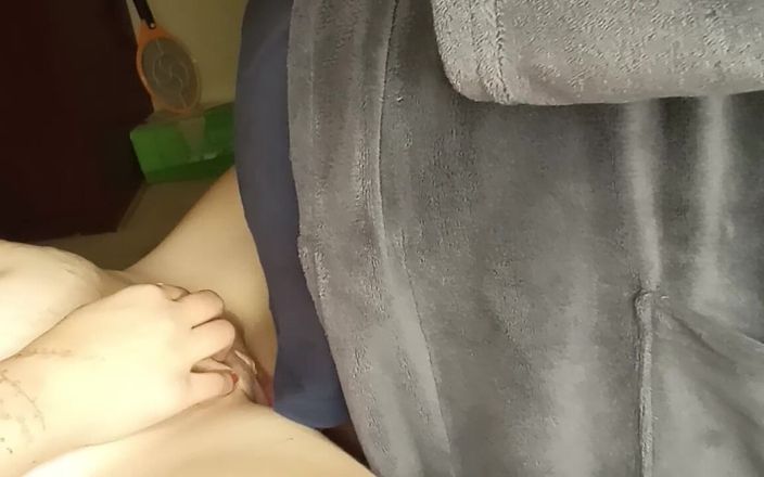 Prettypoison: Styvladder knullar min heta petite tatuerade kropp hårt och non...