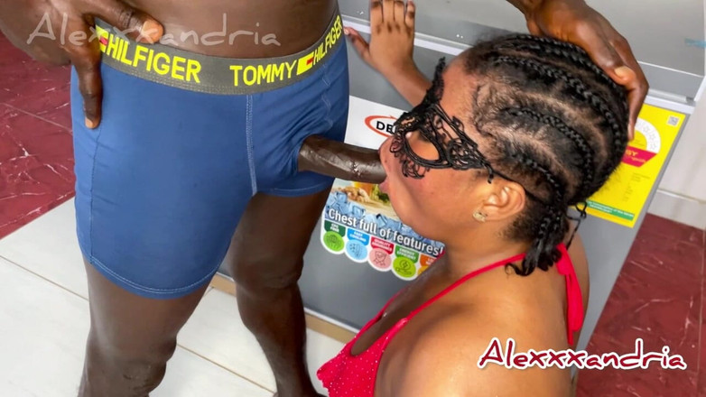 Alexxx and aria: Trio urban madam permette al marito di scopare la sua...