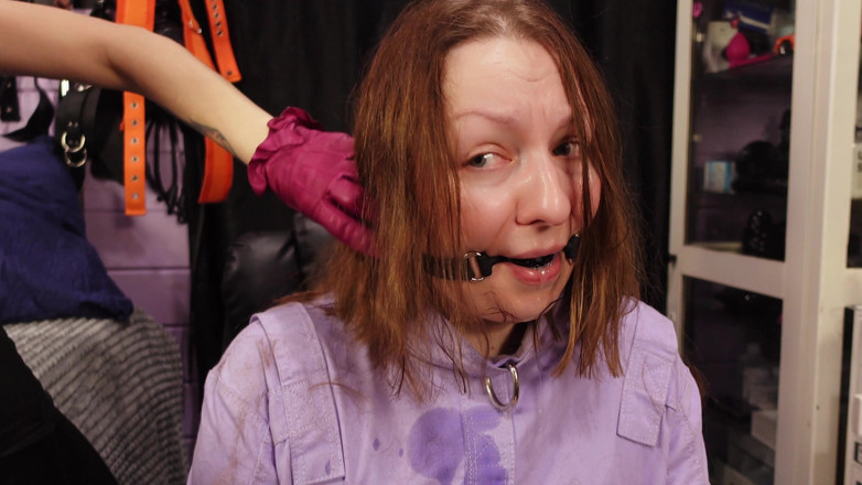 Arya Grander: BDSM Wideo: Haircut From Mistress (kochanka Priest &amp; Arya Grander)