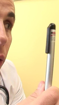 Byla jsem vyšetřena, ale jeho penis skončil v mých ústech