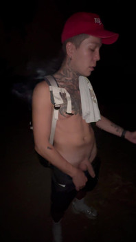 Harry_jen | Sexy Guy Smokes and Pisses