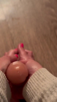 Labă sexy cu picioarele cu vibrator sesiune de fetiș cu vedere la persoana 1 cu Artemisia Love