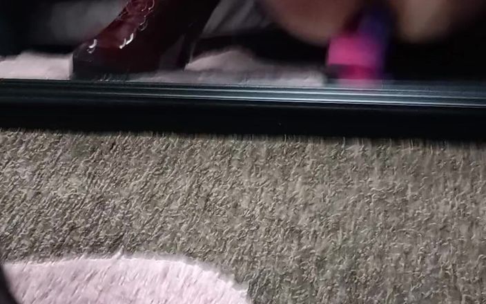 Sissy Alice: Gooning själv