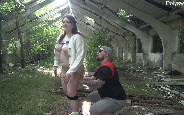 Polly Sweet: Hot Pegging in Sunny Weather