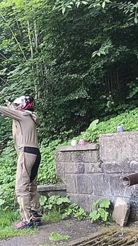 Polla de una masturbación por la carretera, casi pillada