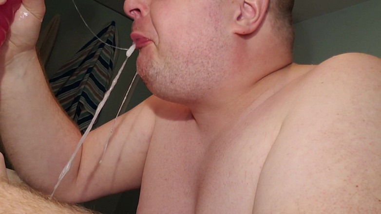 Charlieboy69: 深喉 18 英寸双假阳具