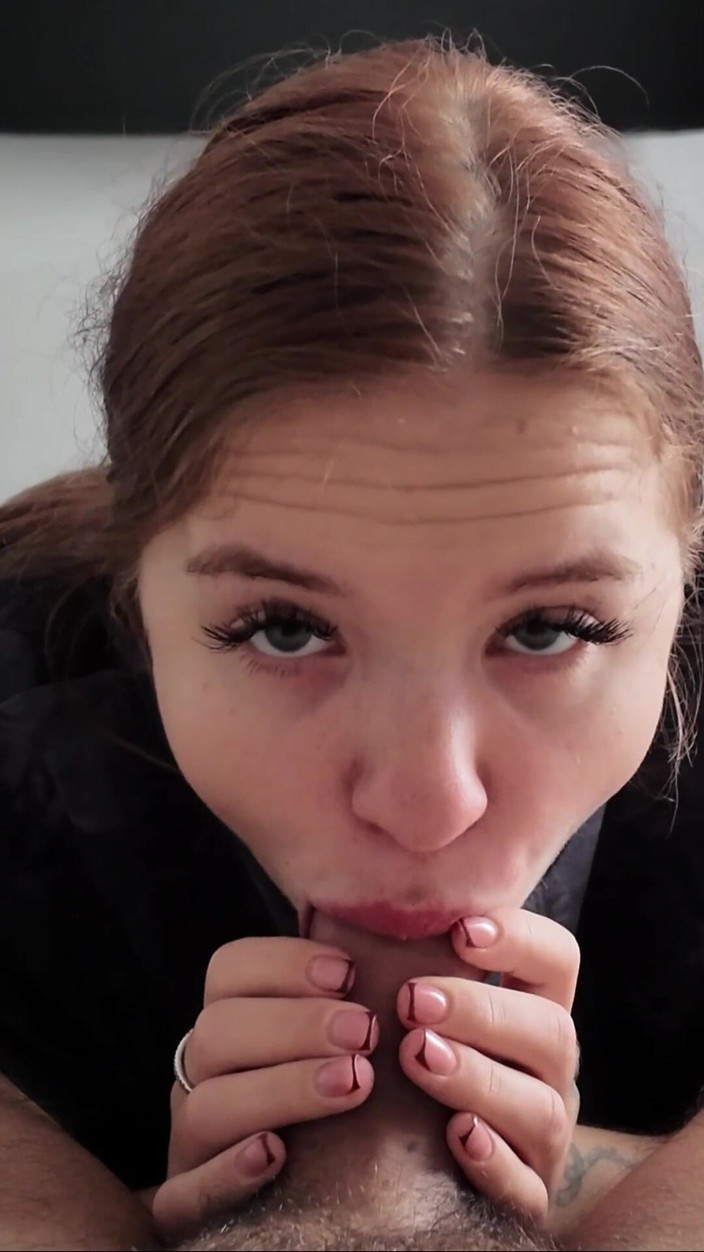 xKeryB: Berbagi ranjang sama adik tiri yang lagi sange berat