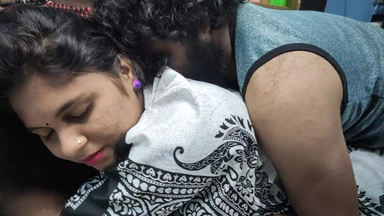 Vaigavarun45: Mallu professora universitária quente romântico duro foda em nighty com...