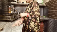 Tanya Bhabhis Kök Mig Romantisk Chudai med Devar, med klar hindi röst