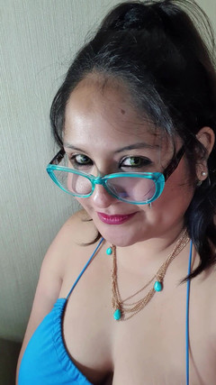 Latin Rain: Premium tlustá kundička poskakující