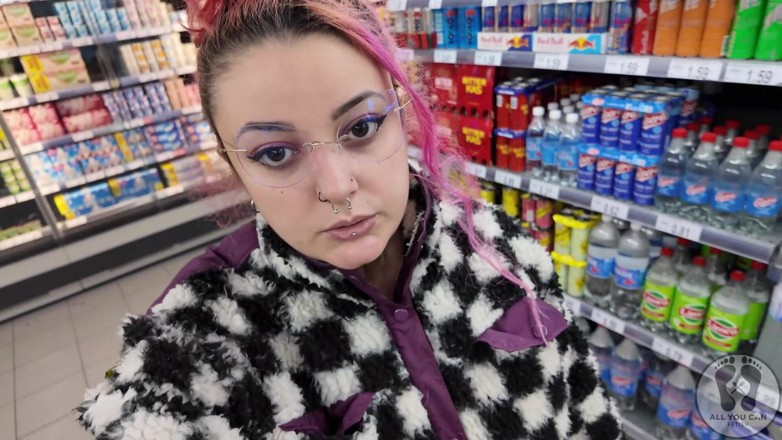 All You Can Fetish: Plump Chick Burps at the Supermarket Embarrassing Public Display