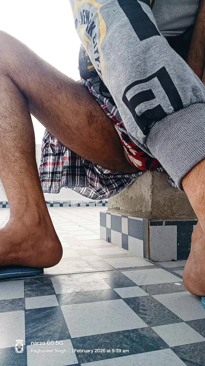 Rajasthani-old-lover: Indyjski gej oficer