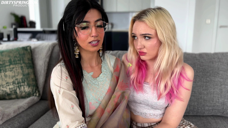 Aaliyah Yasin: Aaliyah Comforts Kitty After Her Break-up
