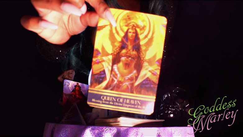 Goddess Marley: Phù thủy Bratty nói với tương lai của bạn!