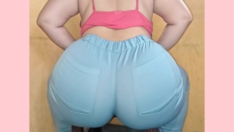 Xprohibidox1: Y tá mông to di chuyển nó giàu có