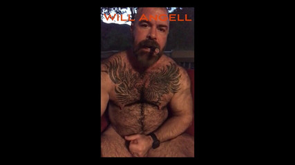 Will Angell: Dijepit dan dipukul