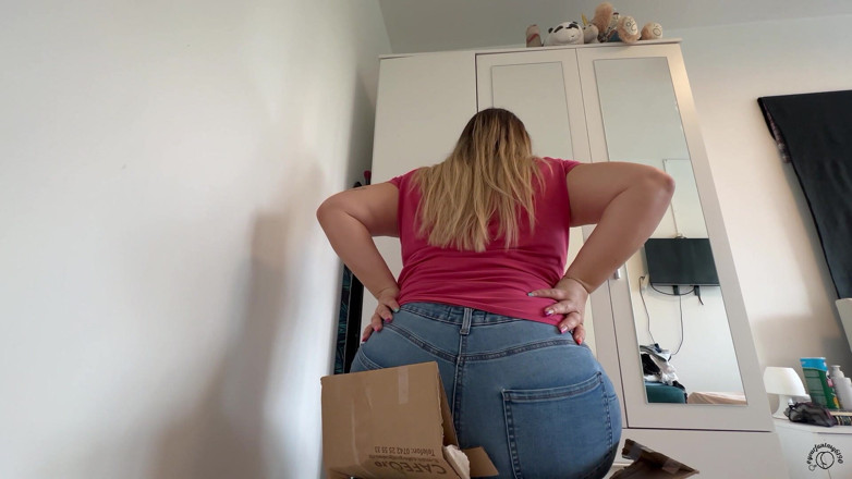 Your fantasy studio: Giantess Fart Butt Crush on Cardboard House