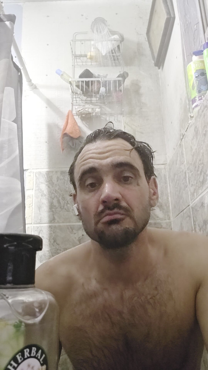 You wish I was: L’heure de la douche