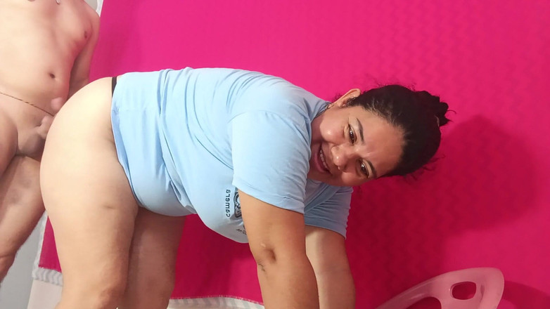 Valkyrieandluigy: Diep in de keel mooie latina