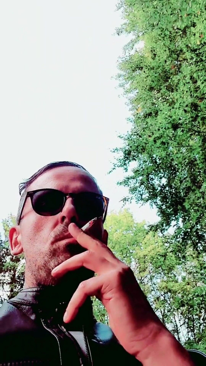 Slutboyben: Slutboyben Cam4 Sexy Cestovní Kočka na SchwerinU B321 Parkování