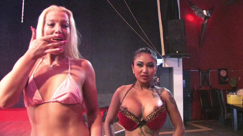 Laureen pink & friends: Gangbang Society 3 - inizia l'orgia