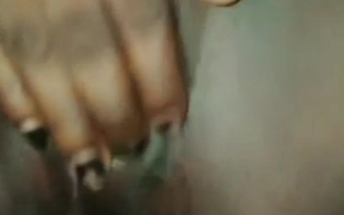 Dick sucker: Dick Sucker slaat weer toe met enorm spuiten