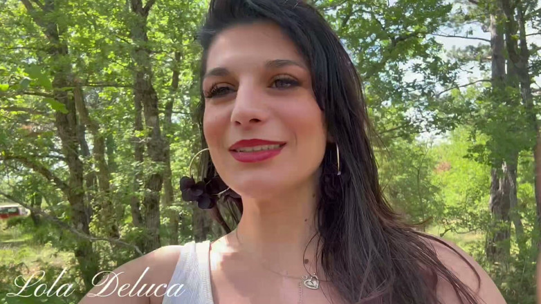 LolaDelucaoff: Car Breakdown