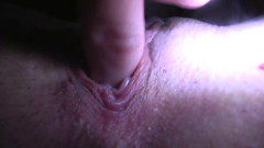 Mature Climax - 100% Mature Videos: Matură futută în timp ce linge pizda în sex în trei de aproape