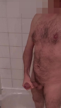 Táta si to dělá ve sprše. Mýdlové, Nesestříhané, Voyeurská kamera