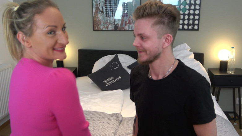 Casting66: 18 Year Old Guy Made to Squirt During Deepthroat!