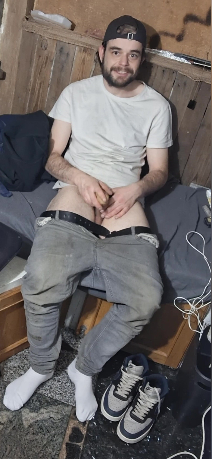 jerkofflover: Se Masturber Dans Un T-shirt Blanc Et Un Jean Compilation...