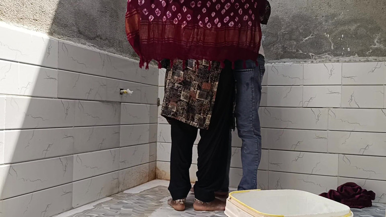 Bhabhi UP: Le mari était sorti