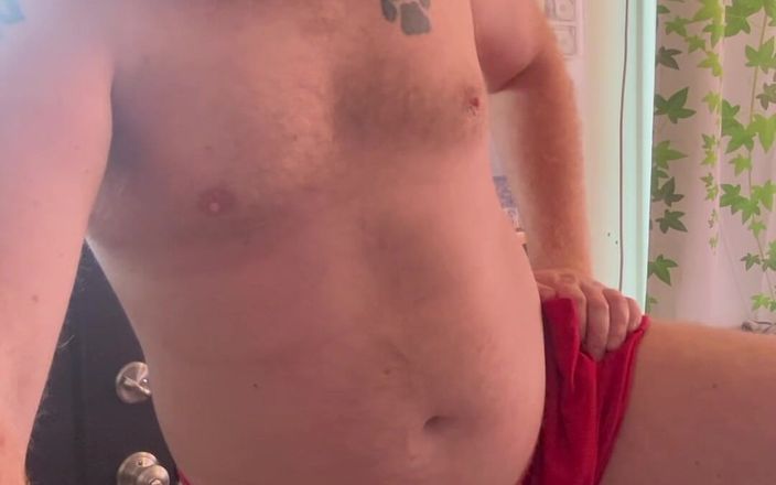 Big Baz: 長い小便のために私の足を持ち上げる