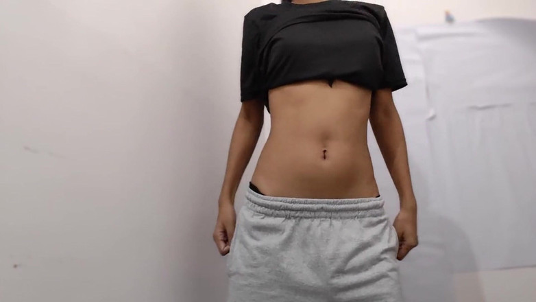 desigirl93: Dorpsmeisje Nisha turend alleen wil ze een grote lul