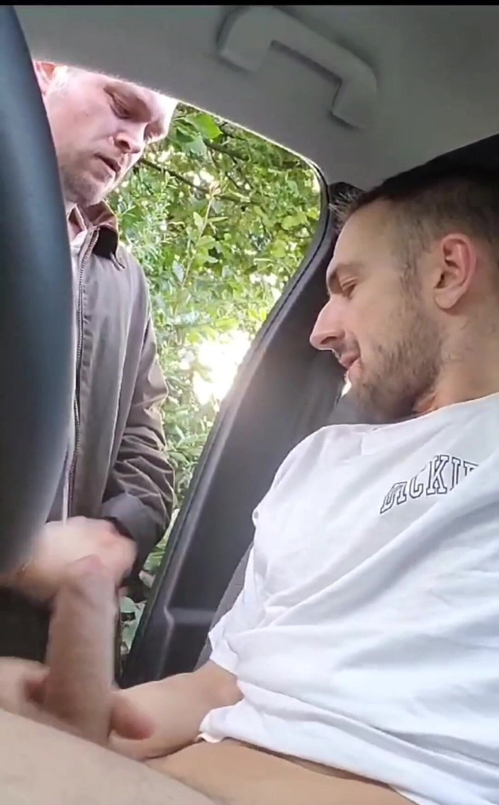 Twotwinkhusbands: British Lads First Outdoor Experience