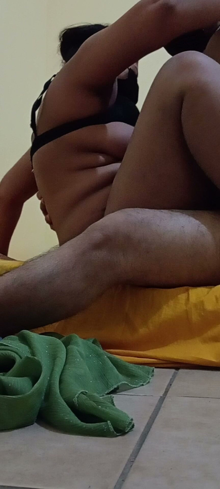 Taniya fox: India video di sesso