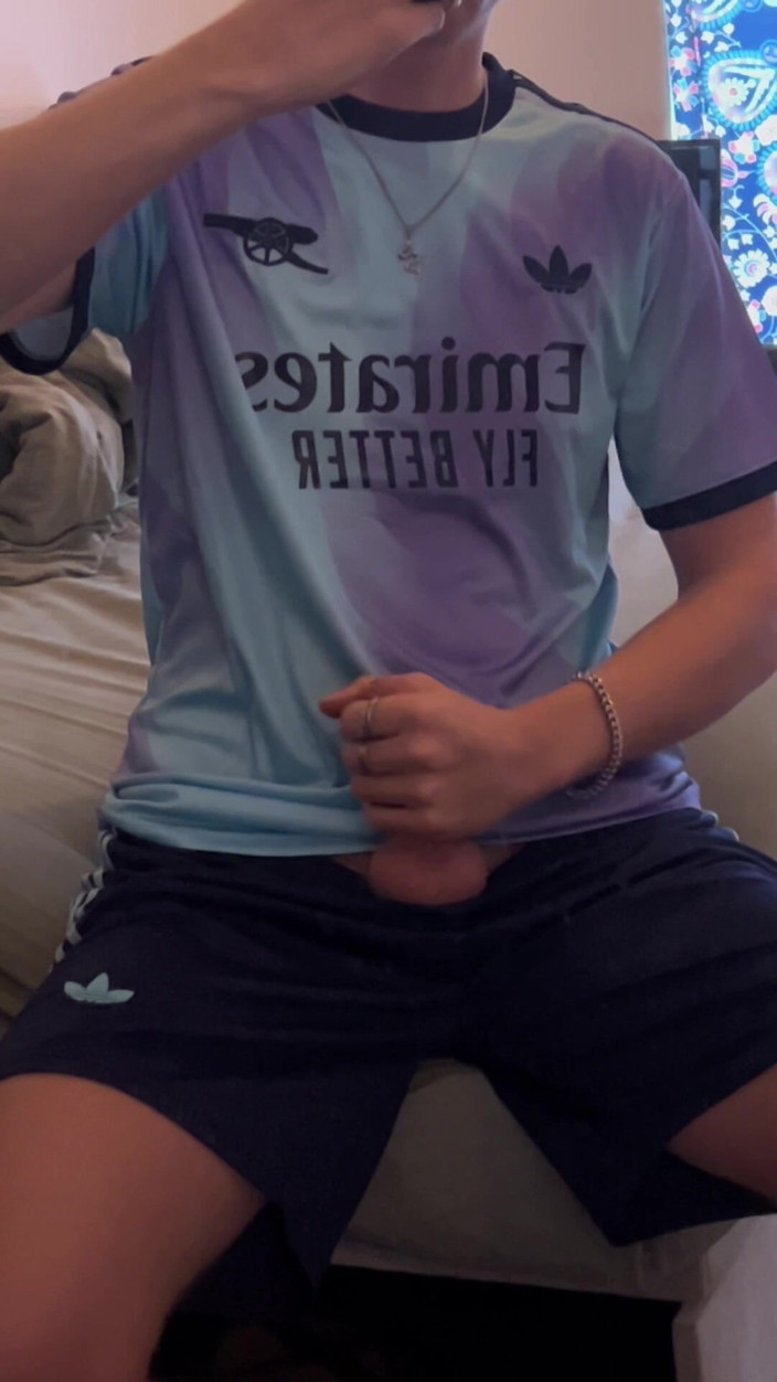 Axton Drake: Soccer Bro Jerks off After Coming Home From Practice
