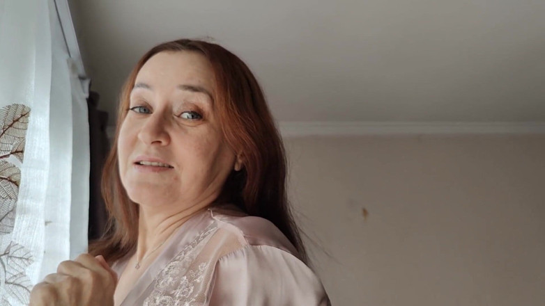 Tumanova Alina: Le Gros Cul De La Femme a Noyé L’érection Matinale...