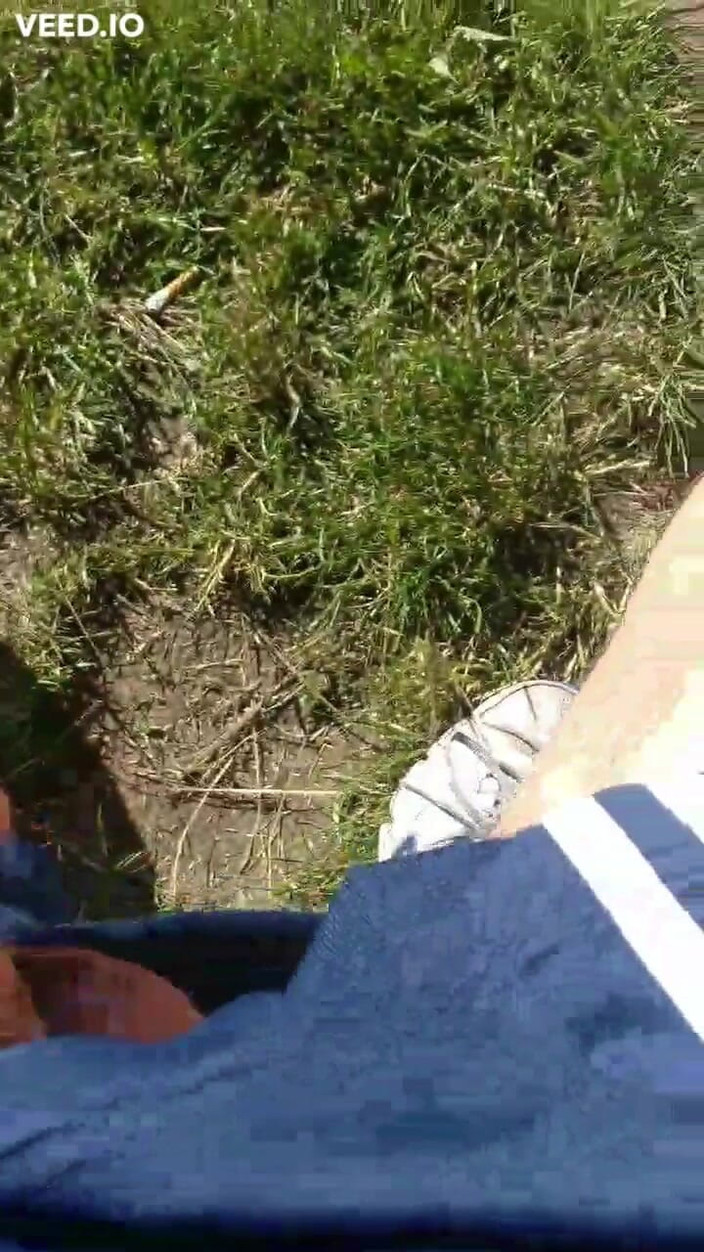 Stefkenx: Branlette risquée dans la forêt