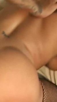 巨乳ラティーナひよこが吸うとfucksハードコック