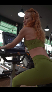 Who Wants to Be My Gym Partner After Watching This?