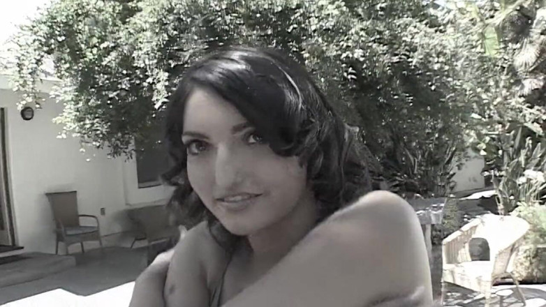 LetsGoEroticOnly: Ragazza sexy mangia sborra dopo che un enorme cazzo ha...