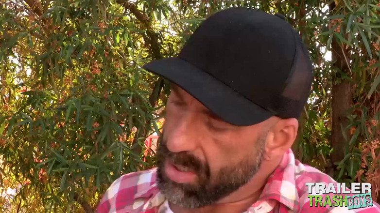 Trailer Trash Boys: TRAILERTRASHBOYS - Stepdaddy Drew Sebastian raw fucks Devin Franco