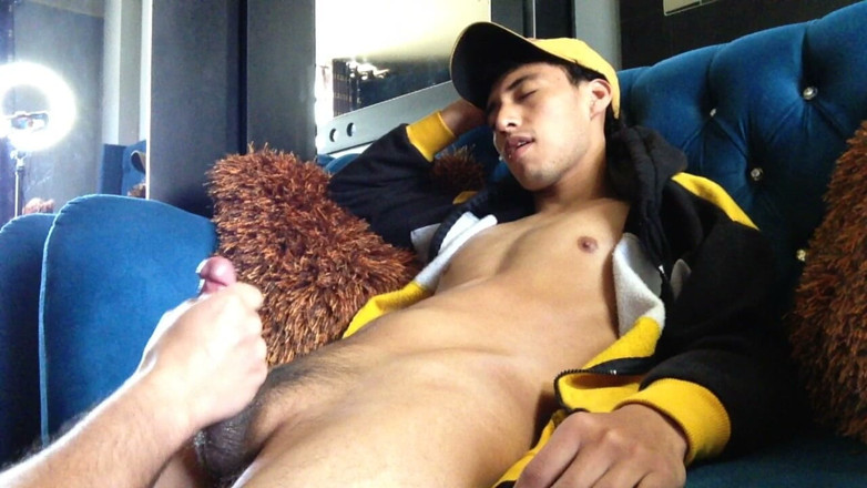 The-hook305: Blowjob for a Twink