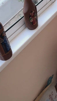 La donna matura bionda fa un pompino incredibile sul balcone e ingoia sperma